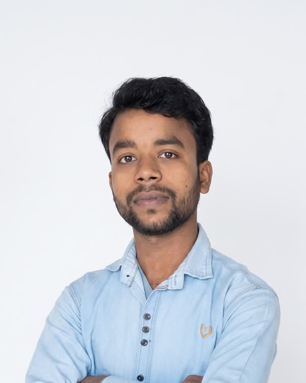 Alok Kumar, machine operator head at Dream3